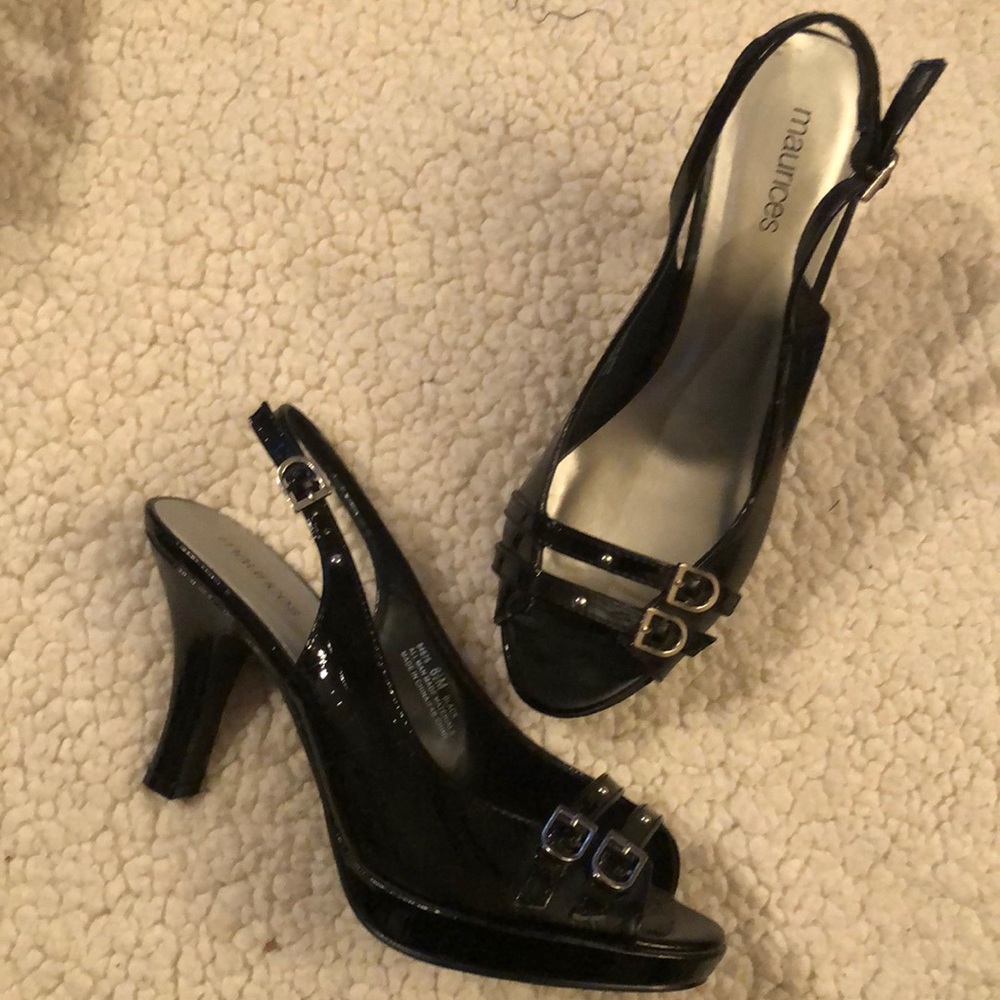 Black Sandals Size 8 1/2